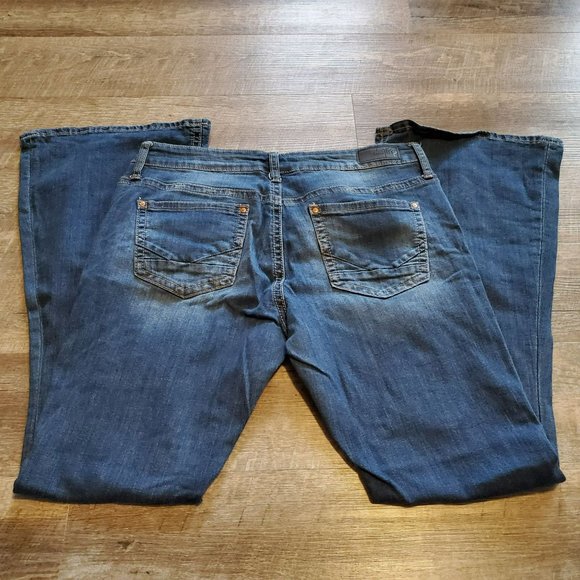 daytrip 32L Dark Wash Jeans Capricorn Kick Flare Bootcut Bell Bottom - Picture 3 of 11
